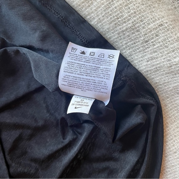 NIKE Dri-Fit Cool Breeze Tshirt - Picture 5 of 5